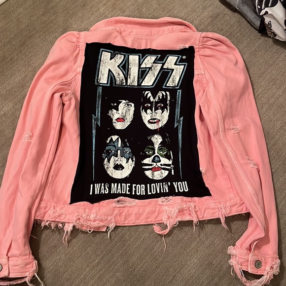 Zara Jackets & Coats Zara Pink Puffy Shoulder Graphic Denim Jacket Poshmark